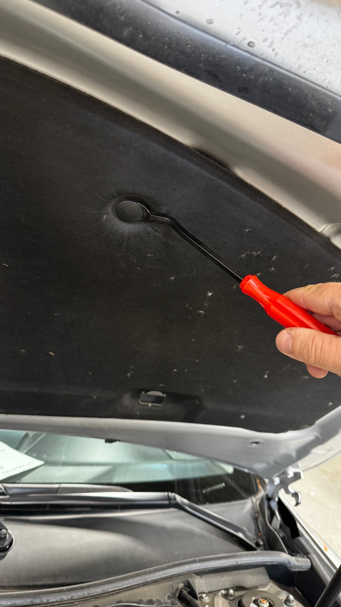 CLIP REMOVAL PRY LEVERAGE TOOL